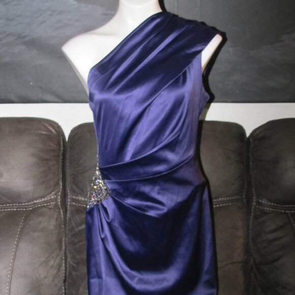Elegant Purple One-Shoulder Satin Evening Gown – Formal Prom Cocktail Dress with - Picture 1 of 6